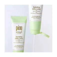لوسیون آبرسان پیکسی Pixi Hydrating Milky Lotion، مناسب برای رطوبت‌رسانی و تغذیه پوست‌های خشک و حساس با ترکیبات مغذی.
